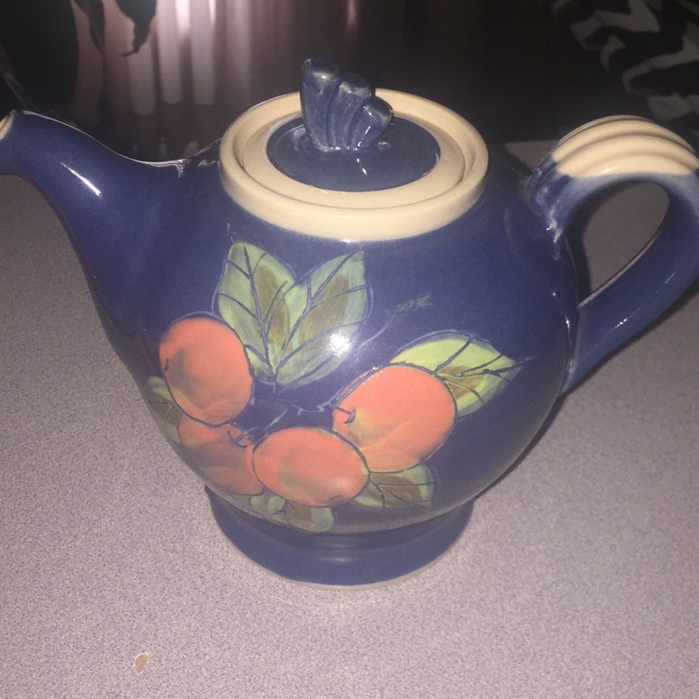 COPY - R &J Fortester -  Brandon Tea Pot